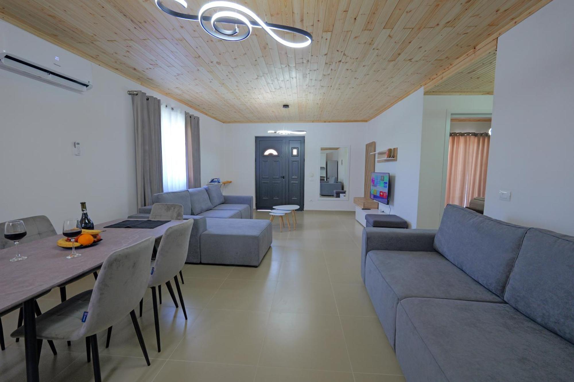 Lago Calmo Villa Ксамил Екстериор снимка