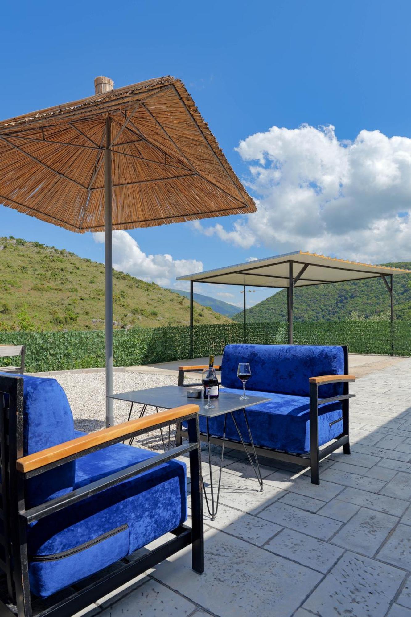 Lago Calmo Villa Ксамил Екстериор снимка