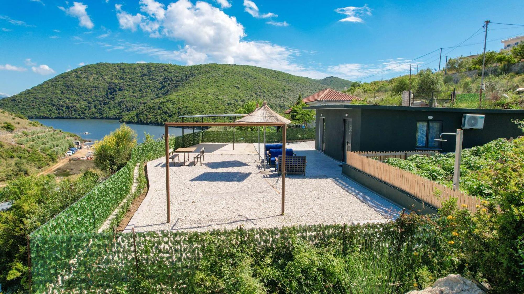 Lago Calmo Villa Ксамил Екстериор снимка