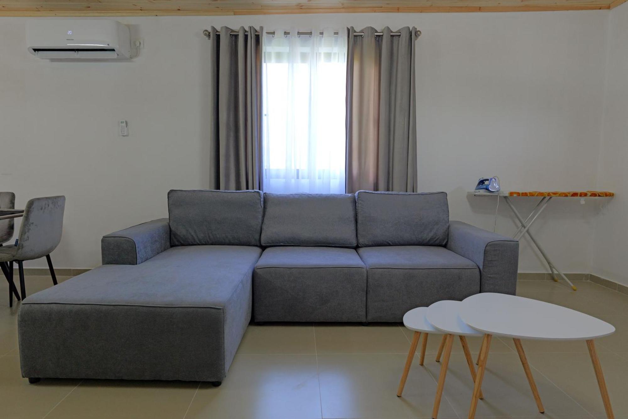 Lago Calmo Villa Ксамил Екстериор снимка