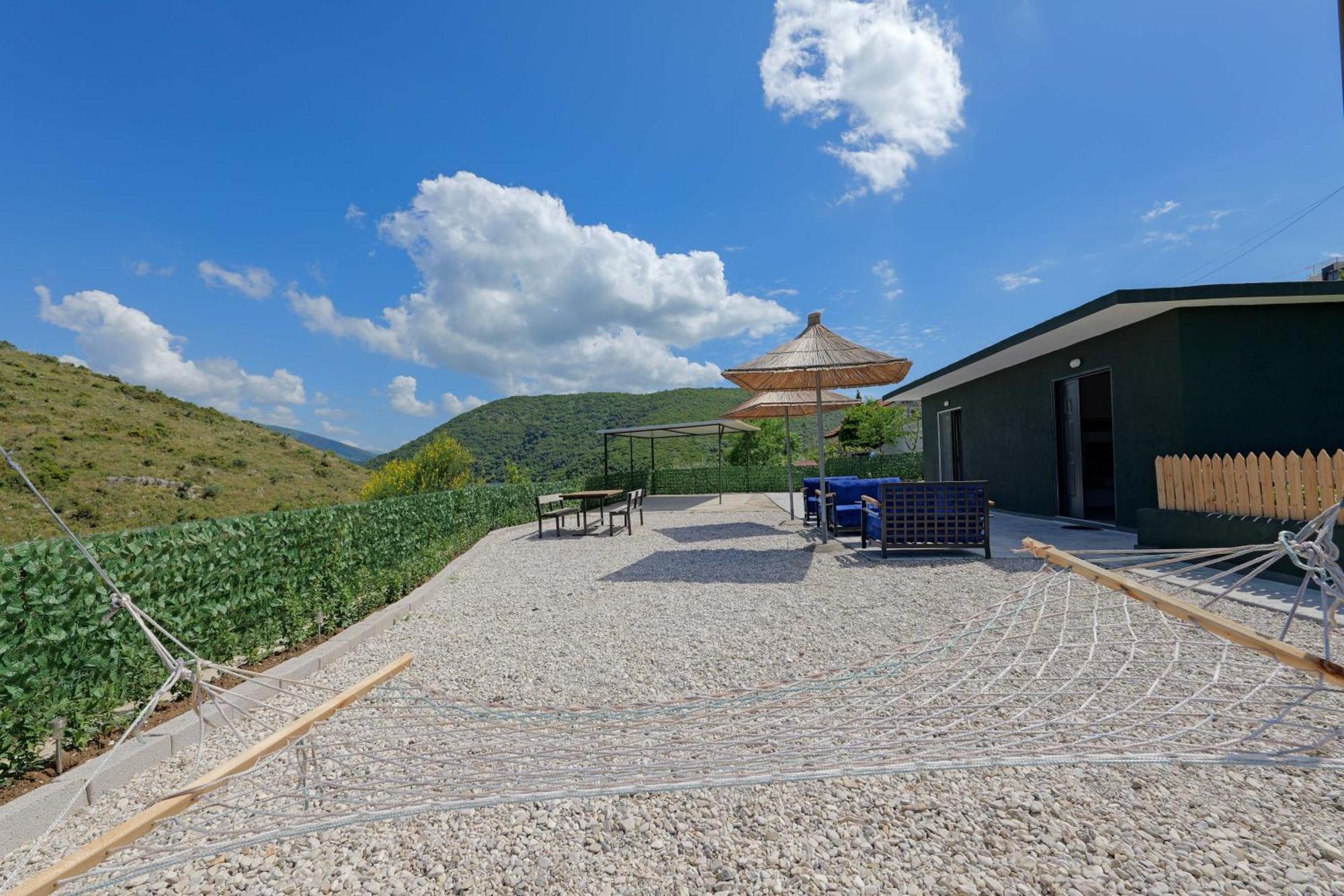Lago Calmo Villa Ксамил Екстериор снимка