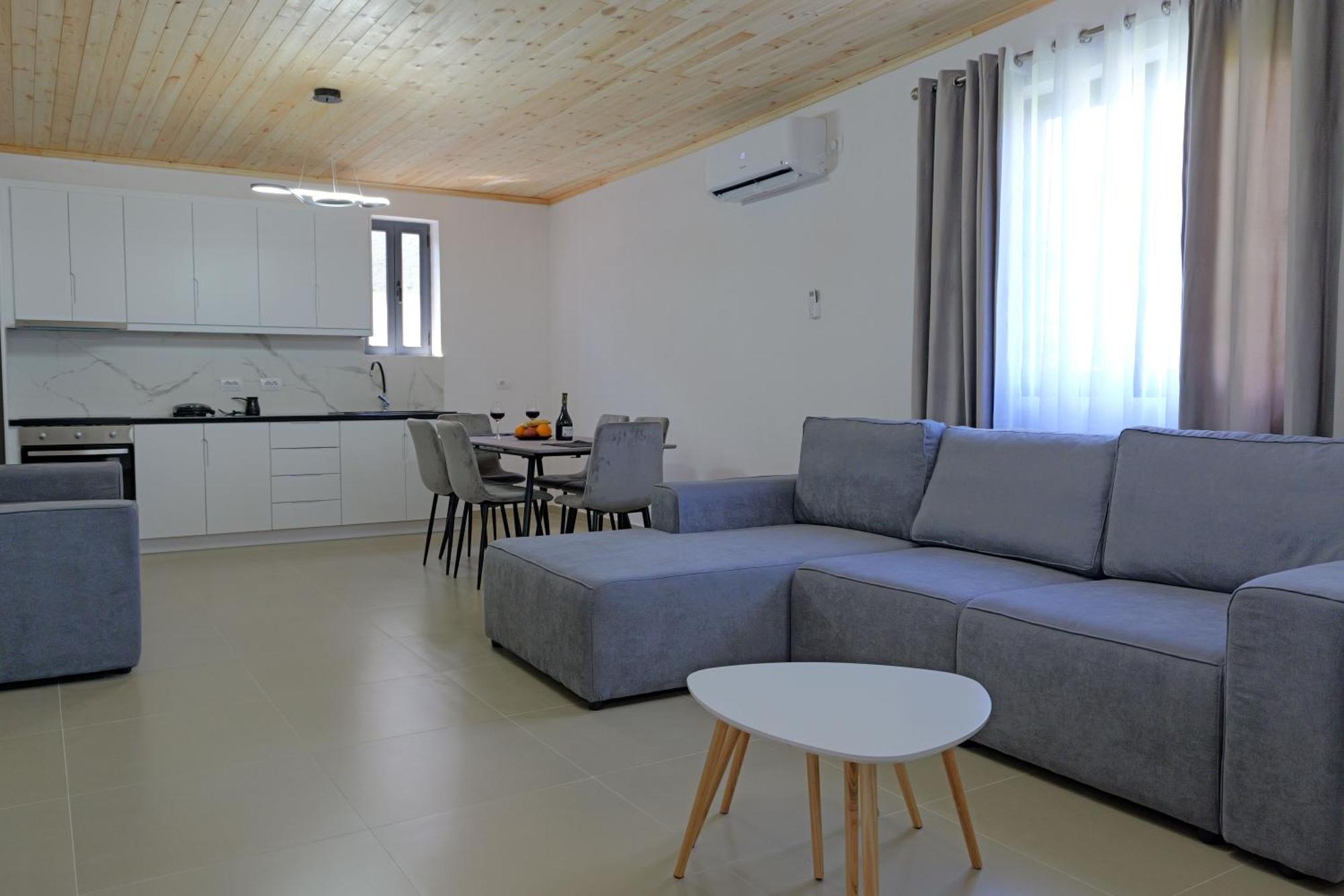 Lago Calmo Villa Ксамил Екстериор снимка